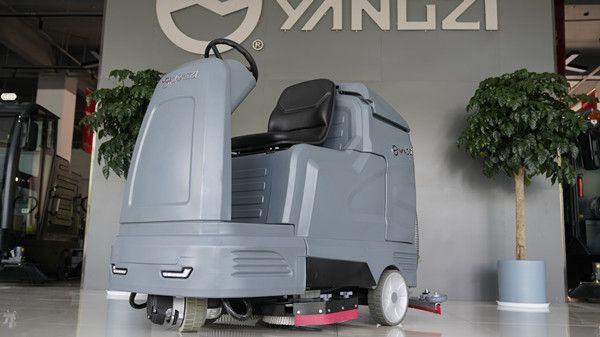 揚(yáng)子洗地機(jī)質(zhì)量怎么樣？